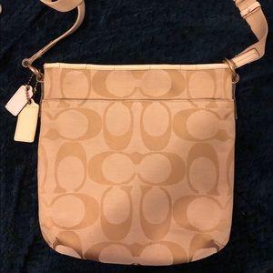 🔥Final Price Coach Crossbody 11”x11”